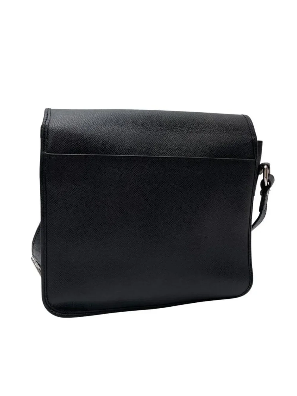 Louis Vuitton Taiga Leather Andrei Shoulder Messenger Bag